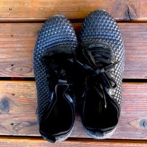 Black running shoes